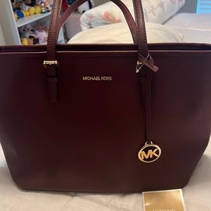 MK purse brand new